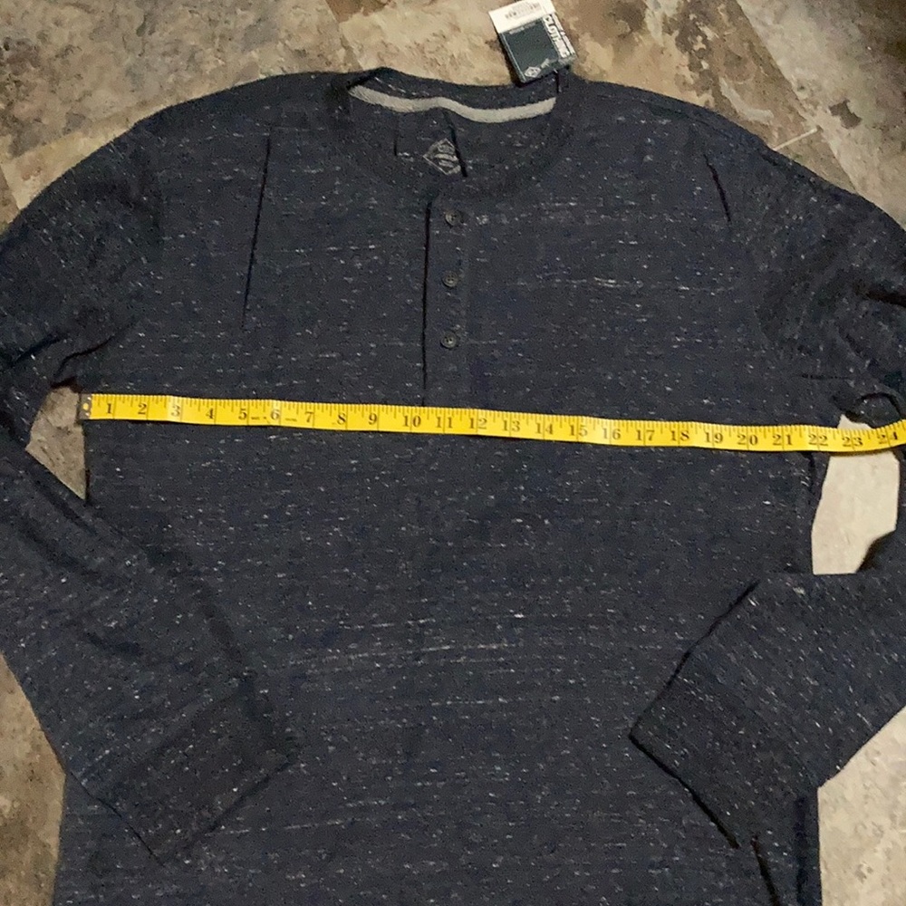 NWT Men’s St. John’s Bay Henley - Picture 5 of 5